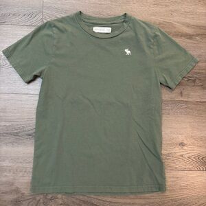 Abercrombie Kids Olive Green Short Sleeve Tee